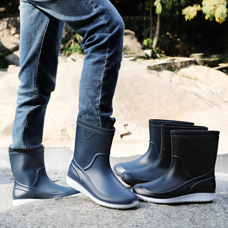 Rain Shoes Plus Suede Thickened Men's Fashion Water Shoes Men Rain Boots Short Barrel Anti Slip Waterproof Middle Cylinder Rubber Shoes Working Water Boots