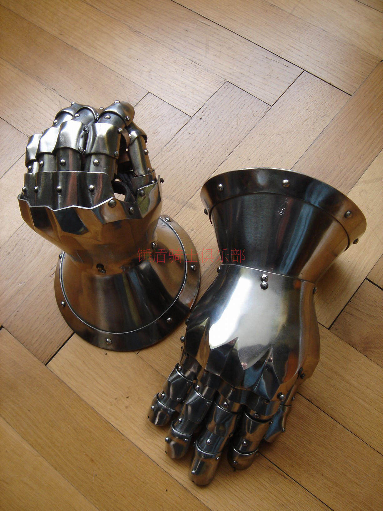 The history of the handicraft of the horn-horn iron hand G31 is repeated (wearables)