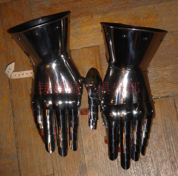 Sub-finger iron hand G11 Handicraft history repeats itself (wearables)