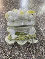 Xiu jade golden toad fortune ornaments jade three-legged golden cicada toad living room decoration office wine cabinet shop opening jade jade