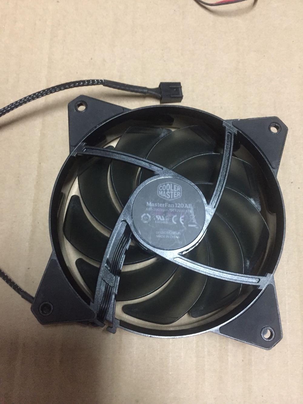 Cool cold 12CM 12V DF1202512RFMN 0 37A 4-pin PWM water cooled radiating fan ventilator
