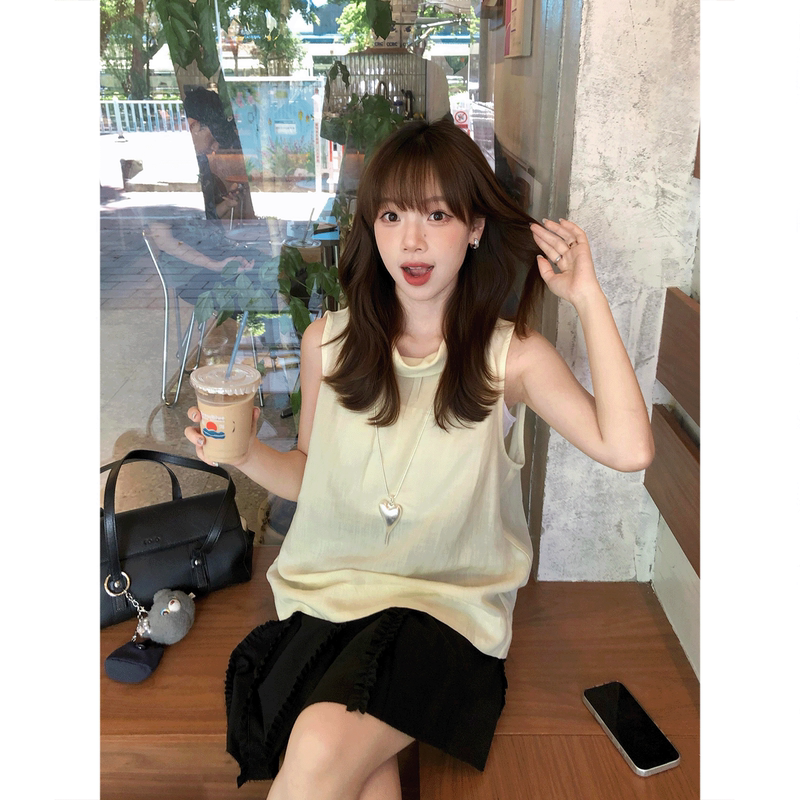 24Kb Club Korean Style Ins Light Yellow Stand Collar Sleeveless Vest for Women, Loose Fit, Slimming, Elegant Camisole Outerwear Top 24Kb Club Korean Style Ins Light Yellow Stand Collar Sleeveless Vest for Women, Loose Fit, Slimming, Elegant Camisole Outerwear Top