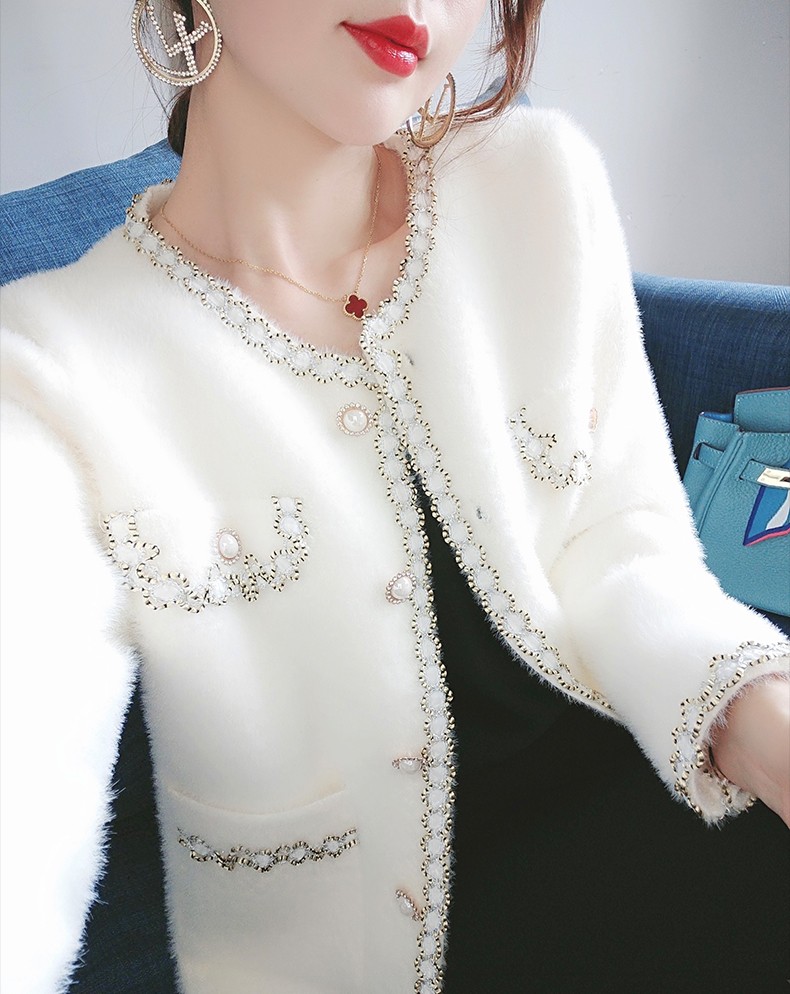 Small fragrant wind jacket 2022 new spring autumn casual fashion 100 lap water mink velvet round collar short version open flap jacket blouse women's clothing