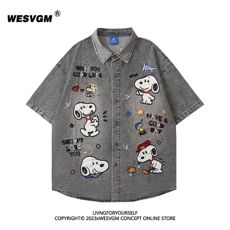 Wesvgm American Retro Snoopy Embroidered Denim Short-Sleeve Shirt for Men and Women, Loose Fit, Vintage Design, Trendy Top