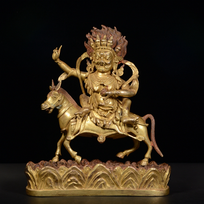 古董，明代佛像，藏友旧藏寄賣，青銅製古美術品，高3⃣️1⃣️cm，重4100克 古董，明代佛像，藏友旧藏寄賣，青銅製古美術品，高3⃣️1⃣️cm，重