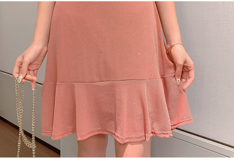 VK旗艦店 韓系亮絲V領后背露腰收腰顯瘦氣質短袖洋裝