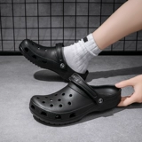 Мужские тапочки в стиле Crocs, нескользящая пляжная пляжная обувь, мюли, лето 2025 года, мягкая подошва, подходят для носки на улице