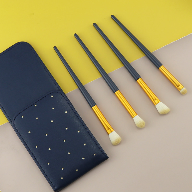 SMALL GRAPES SOFT HAIR MAKEUP BRUSH WITH BRUSH EYE SHADOW BRUSH SUIT PORTABLE BRUSH COMPLETE EYE NASAL SHADOW BRUSH FAINTING BRUSH