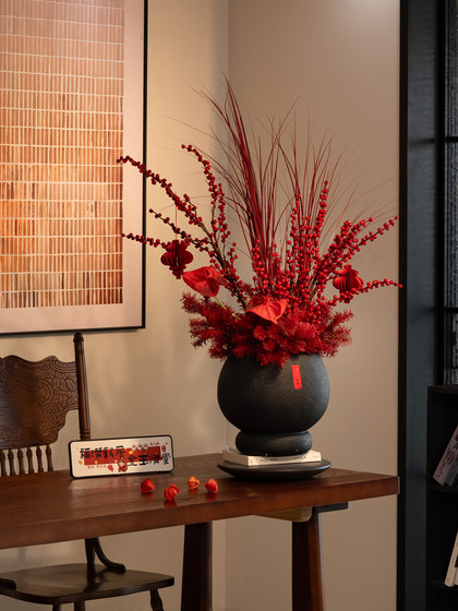 Chinese Red Housewarming Artificial Flowers, New Year's Eve Flower Decorations, Red Anthurium Fake Flowers with a High-End Feel for the Living Room, Festive New Year Bouquet