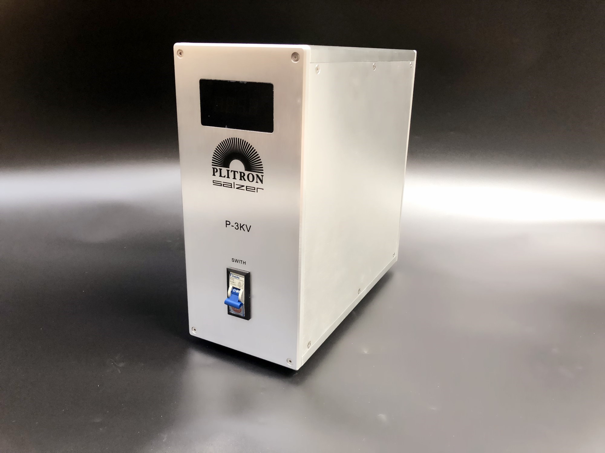 Canada (PLITRON) 3000W 220V to 220V 100V Power Isolation Transformer Purifier