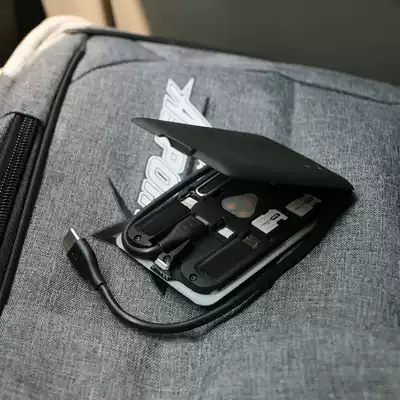 KableCARD portable multifunctional urban survival card 7-in-one data cable storage bag tool card wireless charging