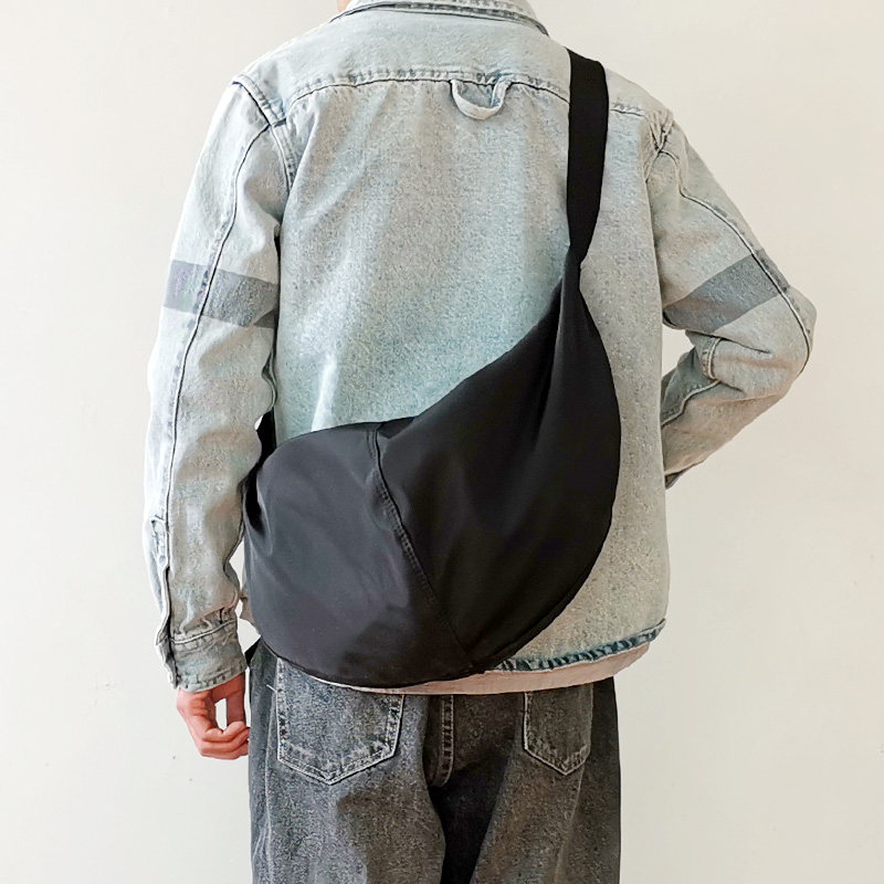 Messenger bag men's large-capacity chest bag nylon cloth waterproof solid color shoulder bag sports cycling backpack student trend