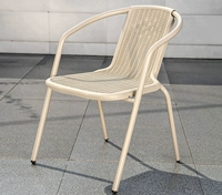 Стул с волнами цвета шампанского