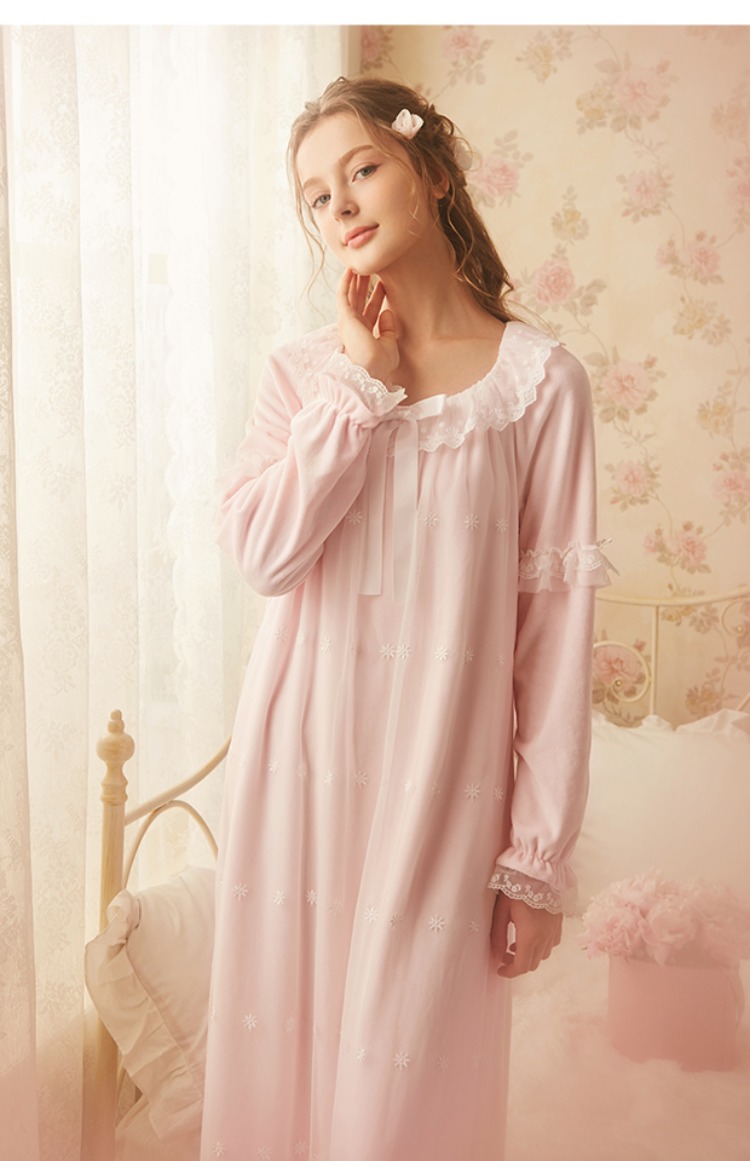 RoseTree san hô nhung váy ngủ nữ mùa thu và công chúa mùa đông công chúa gợi cảm ren dài tay phục vụ nhà cộng với đồ ngủ nhung đầm thiết kế đẹp