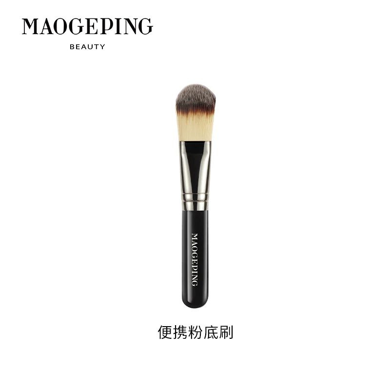 Brush, handheld foundation