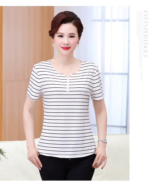 Mẹ tải mùa hè ngắn tay XL t-shirt trung niên của phụ nữ nửa tay áo sọc trung niên của phụ nữ bông đáy áo sơ mi