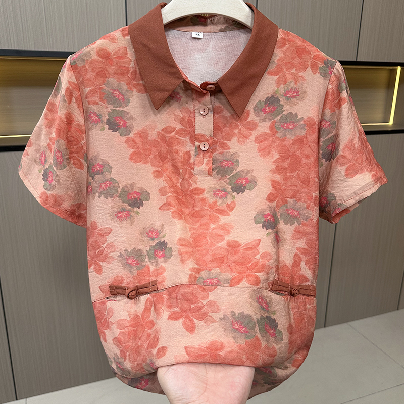 Summer Fashion Age-Reducing Middle-Aged and Elderly Women's Printed Short-Sleeved Shirts, Loose Slimming Lapel Shirts Summer Fashion Age-Reducing Middle-Aged and Elderly Women's Printed Short-Sleeved Shirts, Loose Slimming Lapel Shirts