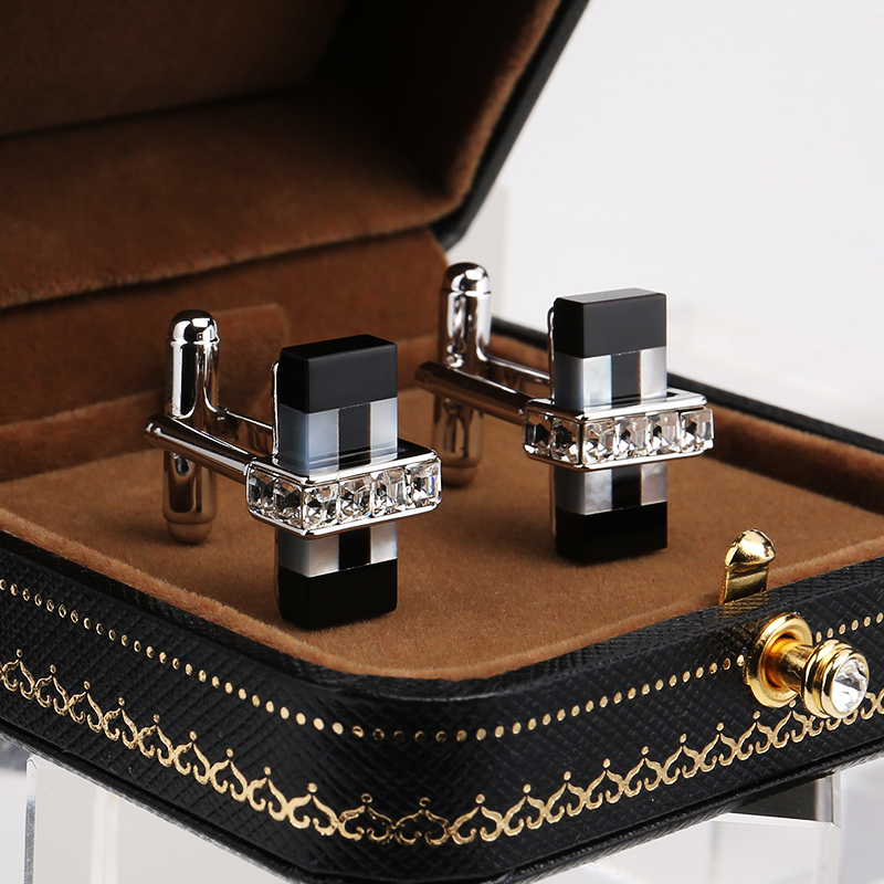 The Old Dream of the Cape: Gentleman's Cufflinks - Men's Light Luxury Fashion French Style Suit Shirt Cuff Links Birthday Gift