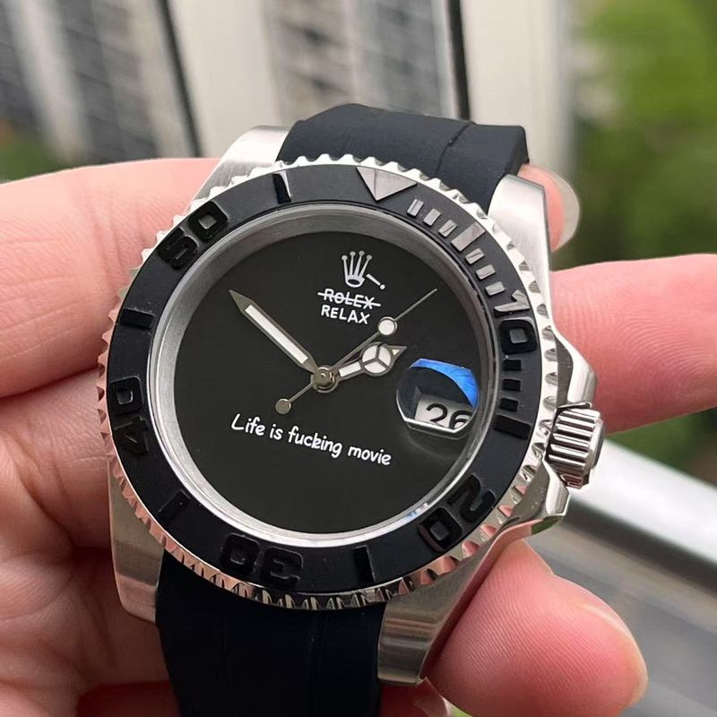Prank Modified Yacht Diver's Watch Equipped with Nh35 Movement, Sapphire Glass, Transparent Case Back/See-Through Case Back Optional