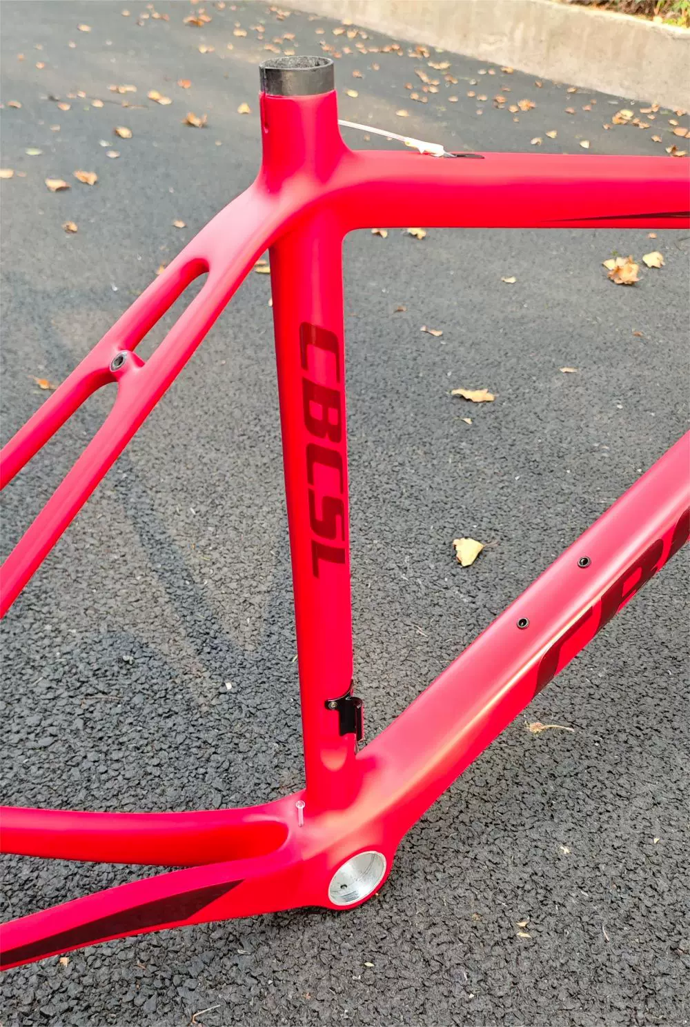 Road frame carbon fibre