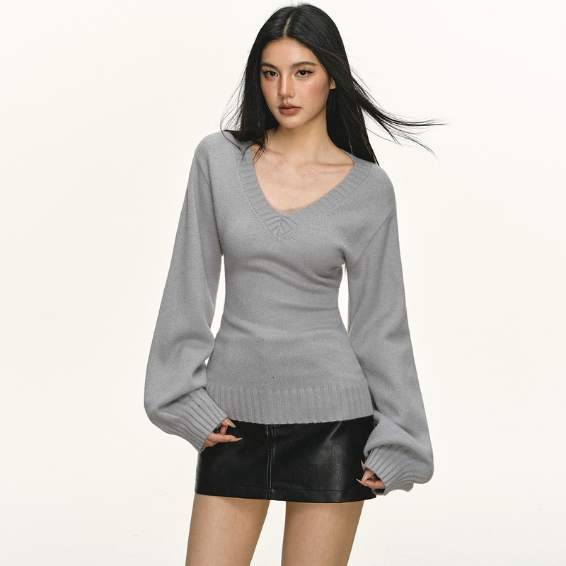 Anna Aneae Lantern Sleeve V-Neck Sweater for Women, Autumn and Winter, Can Be Worn as an Inner Layer or Outerwear, Gray, Waist-Cinching, Slimming Knit Top
