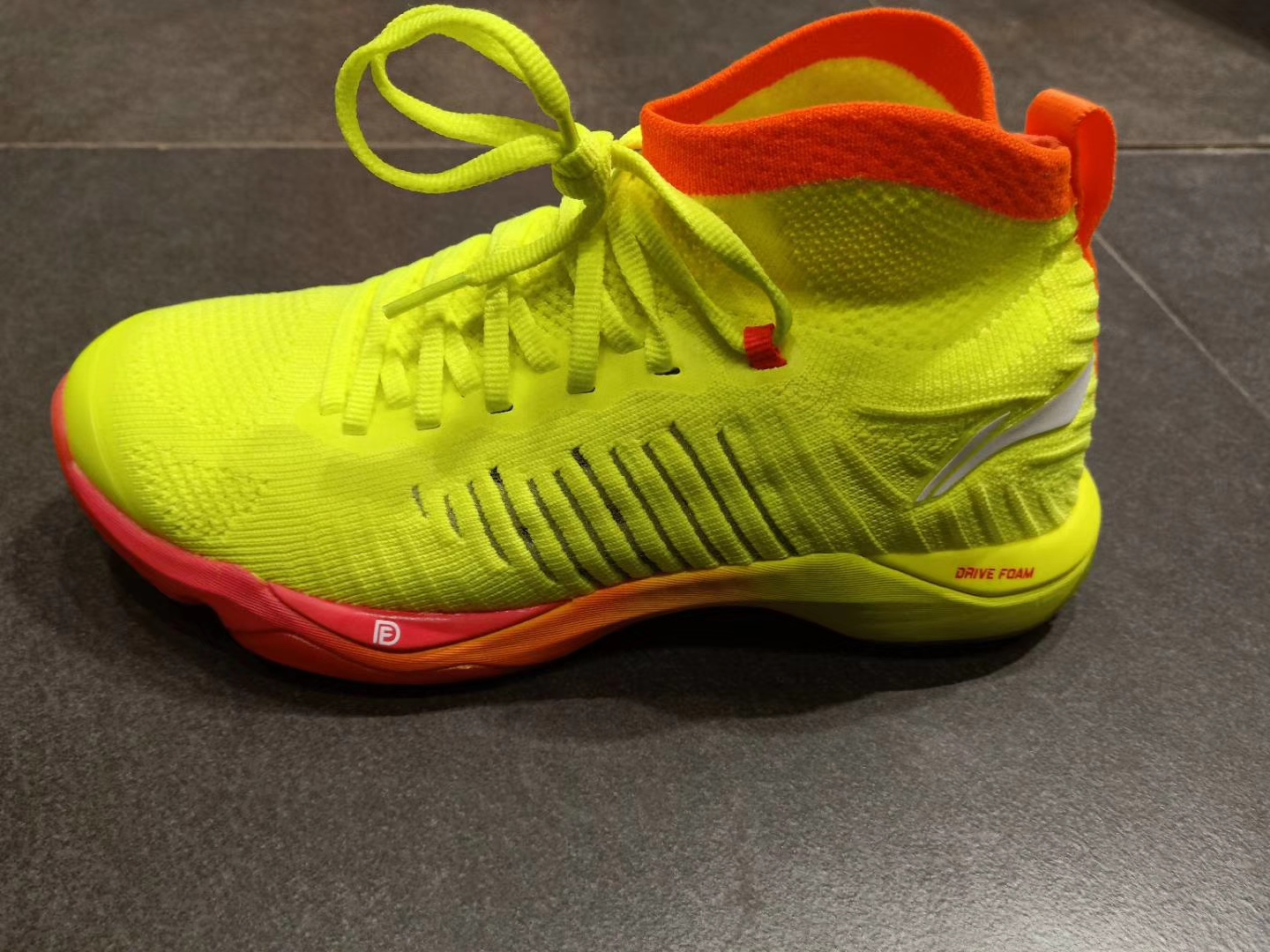 Giày cầu lông Li Ning chính hãng 2018 AYAN016 / 018/011/015 đột kích AYZP003 / 008 giày cầu lông adidas