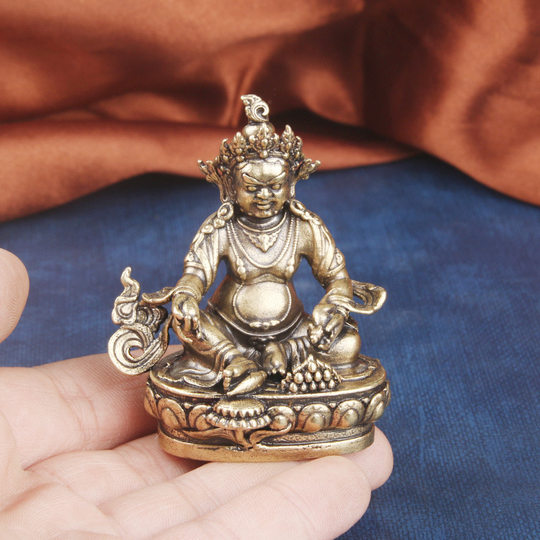 Vintage Brass Yellow God of Wealth Figurine Tibetan Religious Offering Copper Buddha Statue Crafts Deity Statue Antique Copperware Ornaments