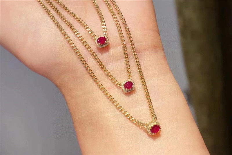 Special Offer 18K Gold Set with 20 Points Oval Ruby and 5 Points Diamond Side Chain Cuban Necklace with GRC Certificate