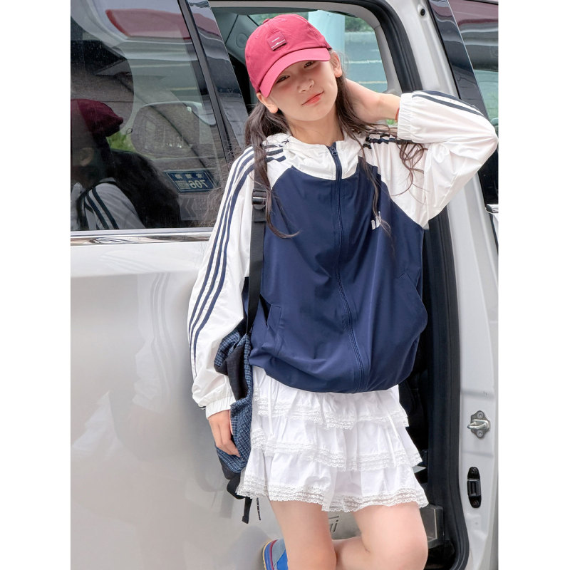 Aizabasic Casual Color-Blocking Girls' Hooded Sun Protection Jacket 2026 New Summer Children's Lightweight Jacket Aizabasic Casual Color-Blocking Girls' Hooded Sun Protection Jacket 2026 New Summer Children's Lightweight Jacket
