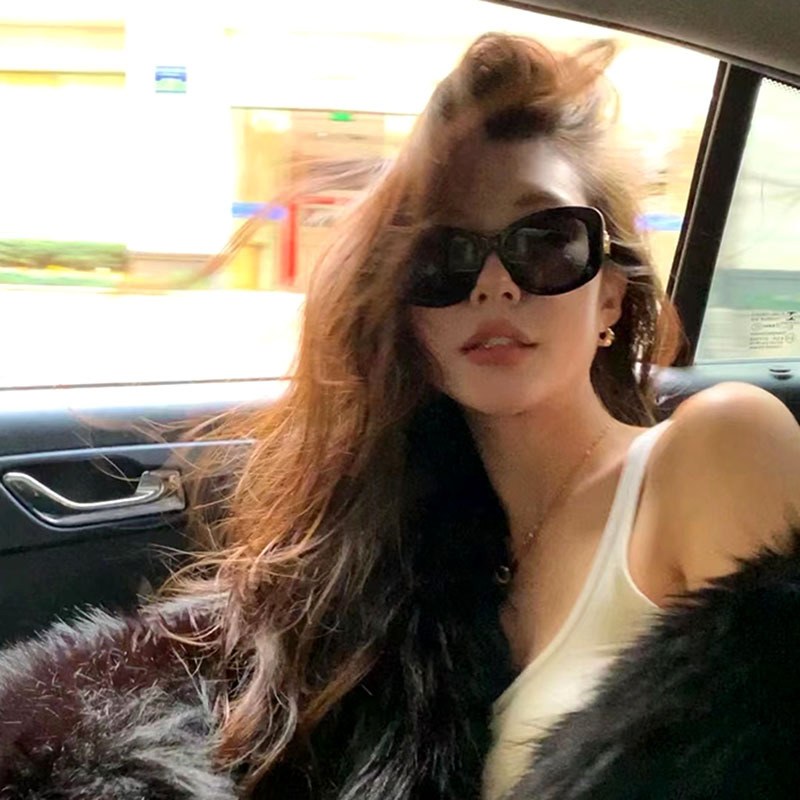 2024 New Chanel-Style Trendy Large-Frame Acetate Sunglasses with Rhinestone Logo, Uv Protection, High-End, Popular on Xiaohongshu