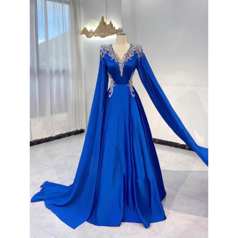 Blue Host Evening Gown with Long Sleeves, Elaborate Design, 2026 New Model, Dignified and Elegant, Suitable for Vocal Solo and Conducting Performances