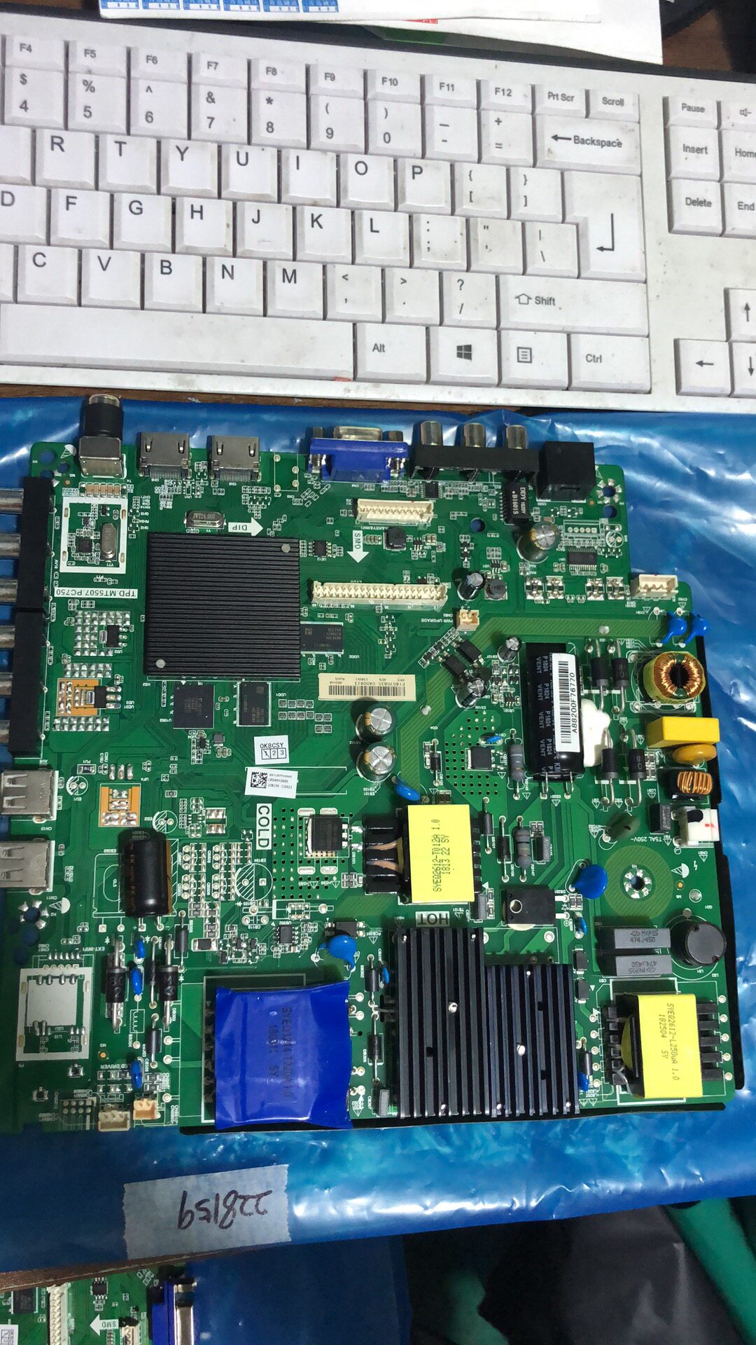 New original Hisense LED49H2600 228159 motherboard TPD MT5507 PC750 test is good