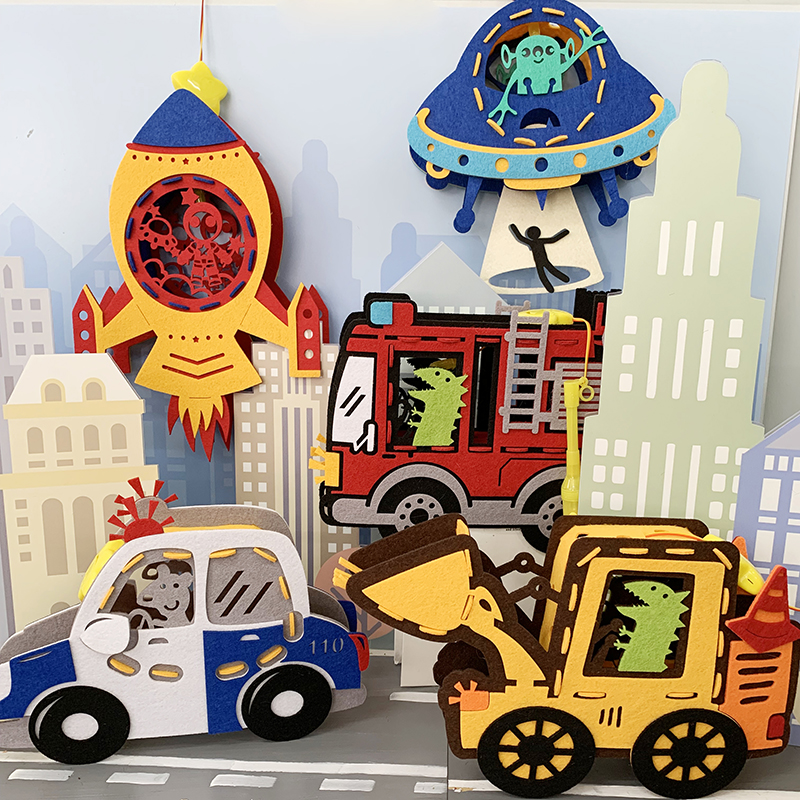 2023 Chinese New Year weaving children's cartoon tool car lantern kindergarten diy handmade portable luminous lantern