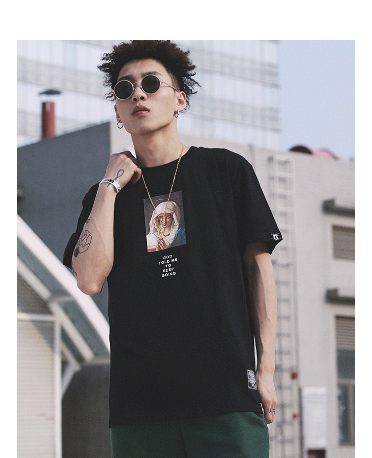 MRXXX Harajuku retro nhân vật sơn dầu T-Shirt nam ngắn tay những người yêu thích ulzzang từ bi sinh viên hoang dã áo sơ mi