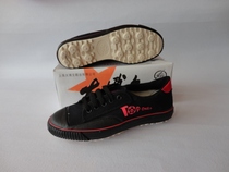 Shanghai Da Bowen unisex professional football shoes match training white and black spikes womens football shoes