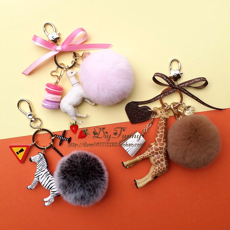 Japanese genuine animal giraffe zebra cow key chain female bag pendant car key chain creative gift