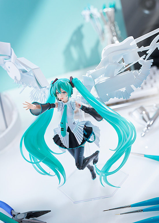Hatsune Miku Plamatea Happy 16th Birthday Ver. Vocaloid Model Kits
