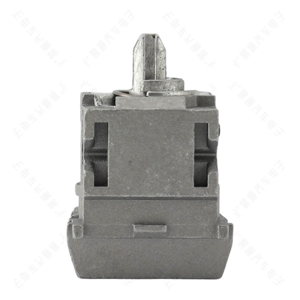 Suitable for Nissan New Qashqai Left Door Lock Nissan New Qashqai Central Control Driving Door Car Anti-theft Lock Cylinder