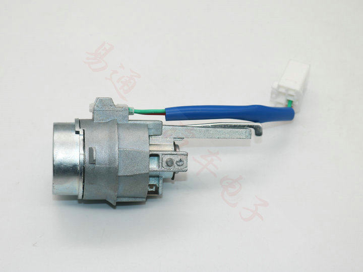 Beijing Hyundai Rena ignition lock cylinder left front door lock cylinder remote control car key Rena whole car lock cylinder assembly