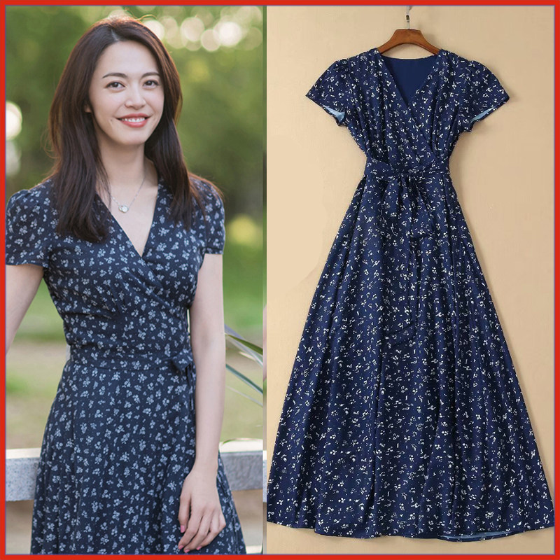 セレブスタイル：姚晨と蘇明宇が着用したお揃いの花柄プリントドレス、夏用ベルト付き高級シフォンロングドレス、新スタイル、膝下丈。