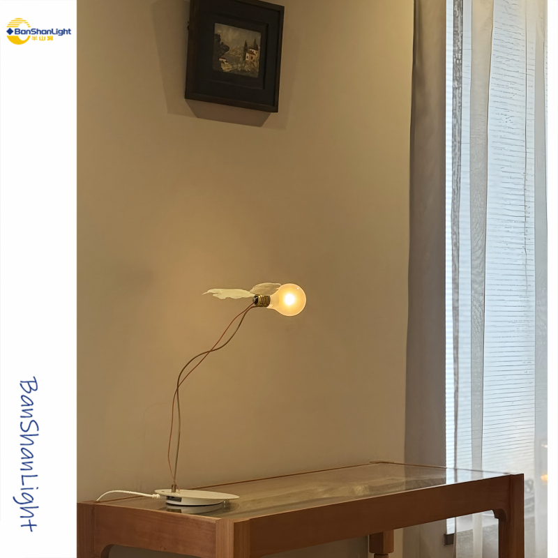 German Lucellino Designer French Desk Bedroom Angel Wings Bird Feathers Modern Art Table Lamp