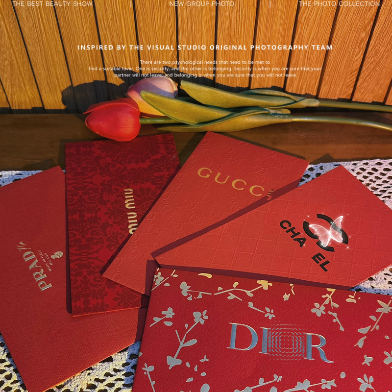 2026 New Year Luxury Brand High-End Light Luxury Red Envelopes Wedding Gift Creative Gold Stamping Thickened Lv Card