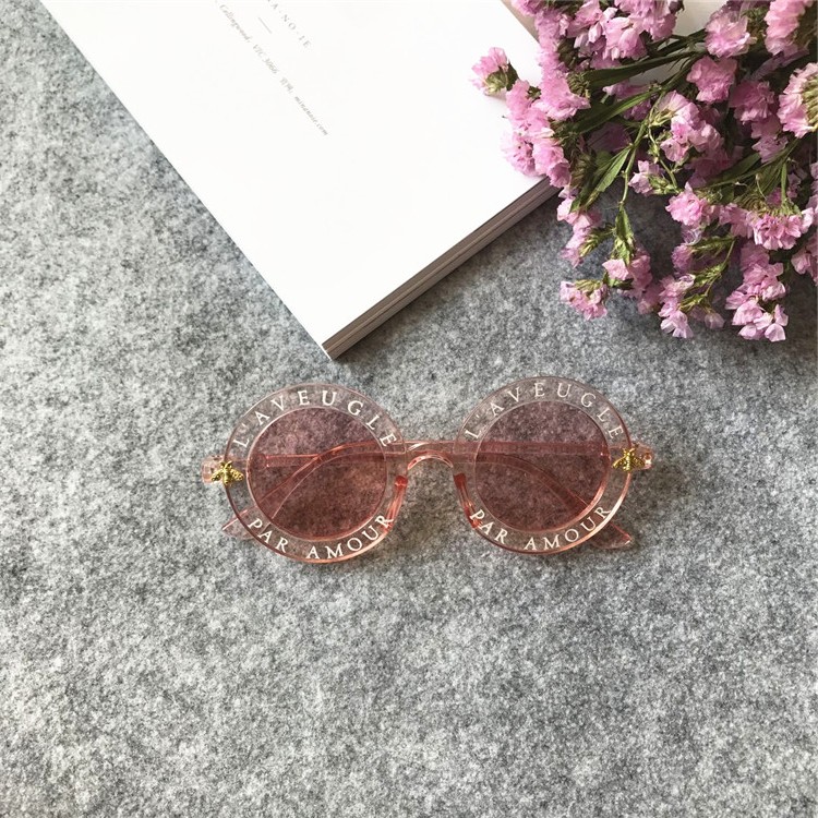 2019 Wu Yifan xu hướng kính râm Retro thư tròn khung kính râm ong nhỏ kính râm ulzzang kính đồ chơi