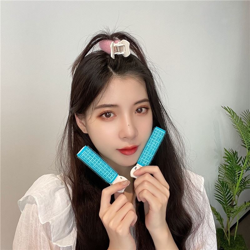 Hair and fluffy clips raise the top of the head to make the hair fluffy hair clip artifact Korean-style seamless eight-character bangs stereotype