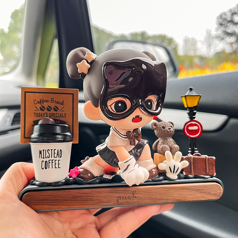 Bubble Mart I'M the Big Boss Temporary Parking Sign DIY Car License Plate High-End Car Dashboard Ornament Bubble Mart I'M the Big Boss Temporary Parking Sign DIY Car License Plate High-End Car Dashboard Ornament