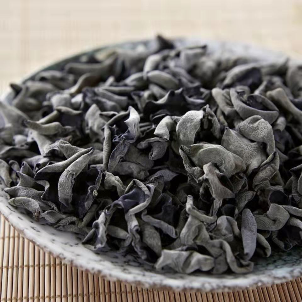 Edible agricultural products Northeast Changbai Mountain black fungus dry goods pure autumn fungus small bowl ear meat thick without root 500g