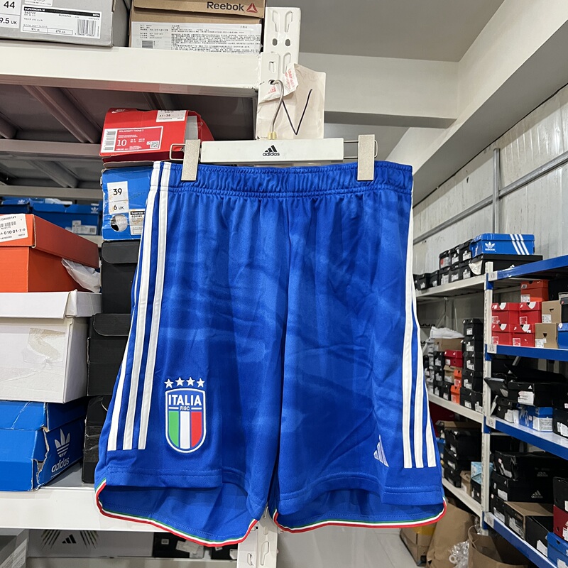 Adidas Italy Team Fan Version Football Quick-Drying Embroidered Logo Sports Shorts Hs9877 Adidas Italy Team Fan Version Football Quick-Drying Embroidered Logo Sports Shorts Hs9877