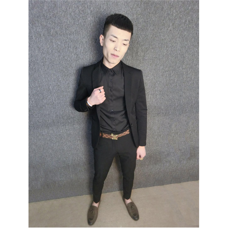 Nhanh tay với bộ vest nam đơn giản màu đen khóa đơn phiên bản Tây Hàn của chàng trai thời trang phù hợp với hai bộ nam quần kaki