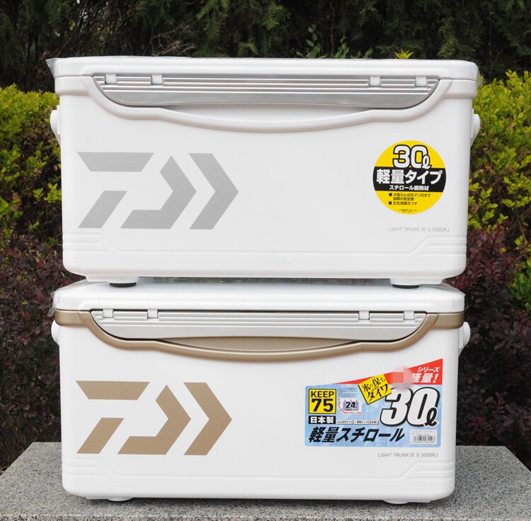 (Spot) Japan Daiwa Original Imported Fishing Box 2019 Storage Large to limit the S3000 limited edition