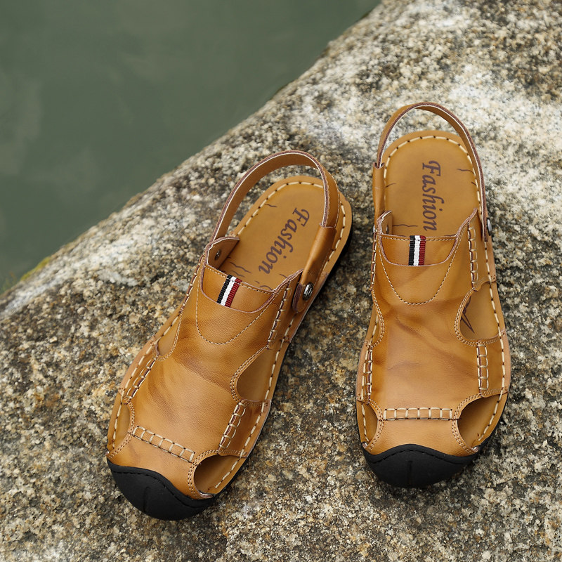Mu Lingsen summer sandals men's Baotou slippers hole men's shoes leather shoes beach breathable sandals 45 yards 46